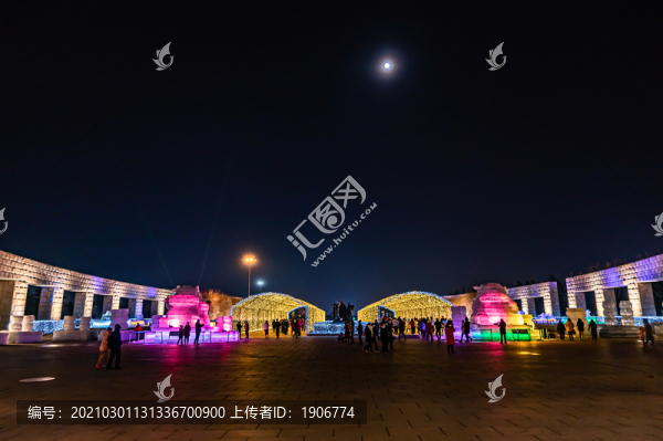 節(jié)日里的中國(guó)長(zhǎng)春城區(qū)夜景