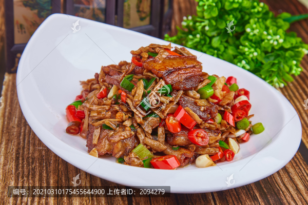 卜豆角回鍋肉