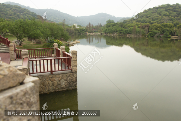湖光山色