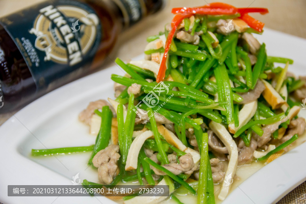 芹菜香干肉絲