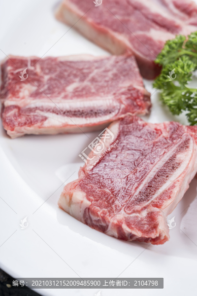新鮮牛仔骨