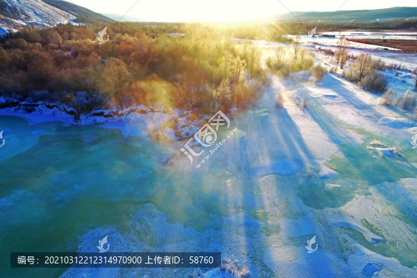 大興安嶺冬季雪域冰河晨霧朝陽