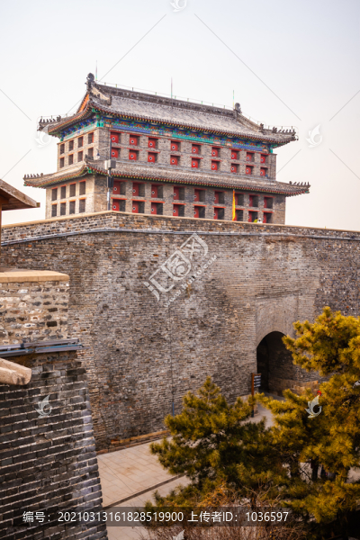 天下第一關(guān)城樓背面