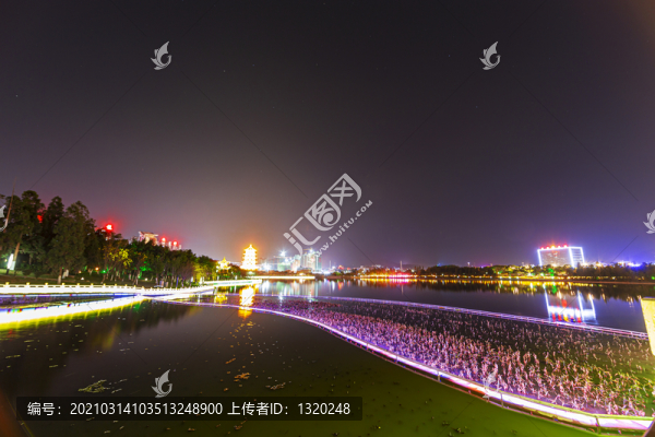 玉龍湖夜景