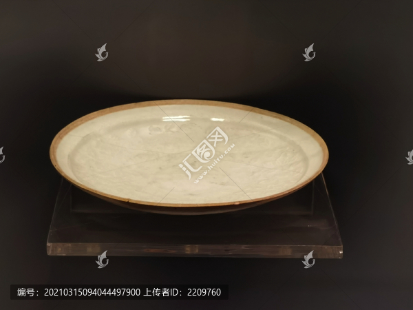 景德鎮(zhèn)窯青白瓷印花盤