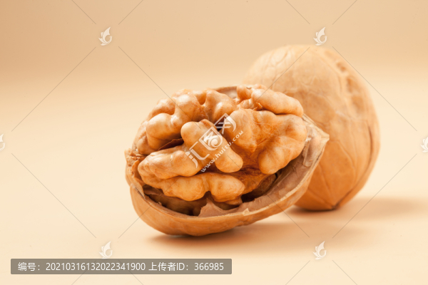 高清核桃主圖