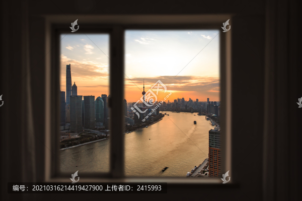 窗外的風(fēng)景黃昏