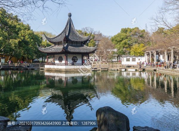 西園湖心亭