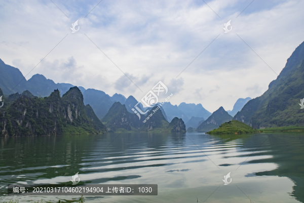 自然山水風(fēng)景如畫