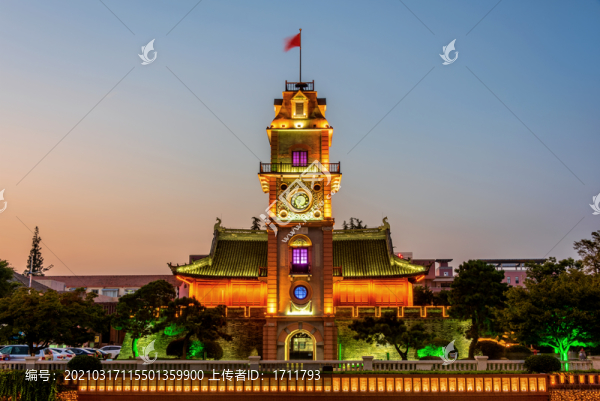 中國江蘇南通鐘樓譙樓夜景風(fēng)光