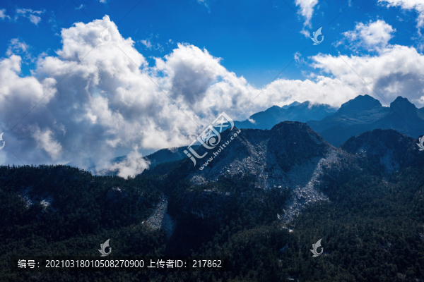 航拍涼山螺髻山