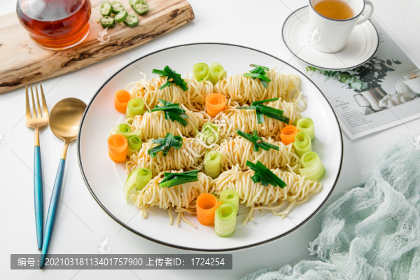 涼面