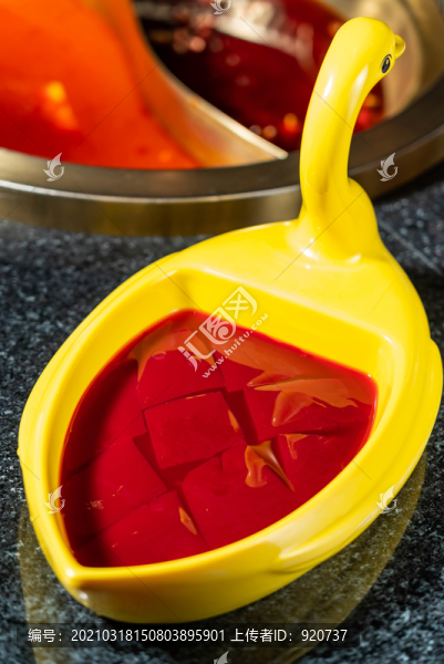 鮮嫩鴨血