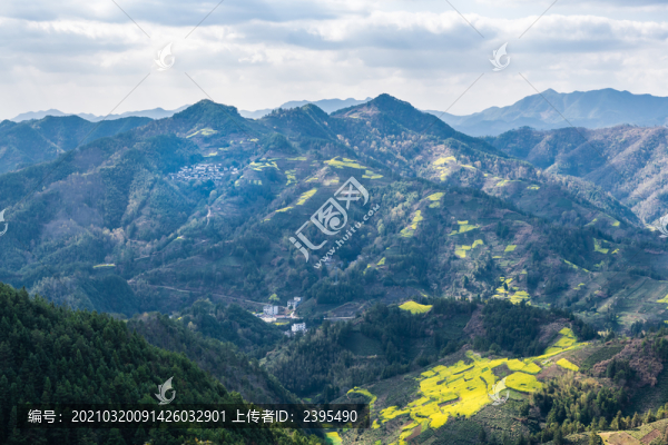 安徽省黃山市歙縣石潭湖山風光