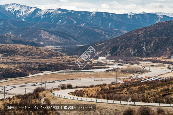 中國四川西部道路交通物流運(yùn)輸