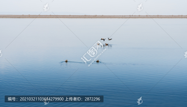 中國西部青海高原湖泊自然風(fēng)光