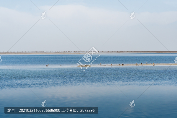 中國(guó)西部青海高原湖泊自然風(fēng)光
