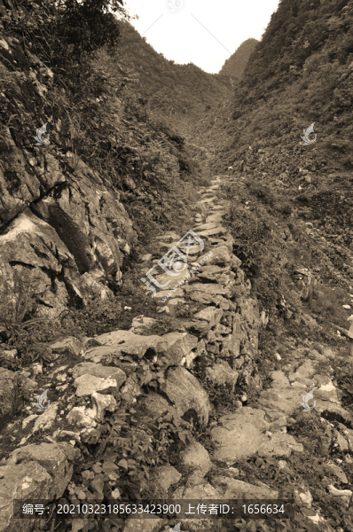 石頭路