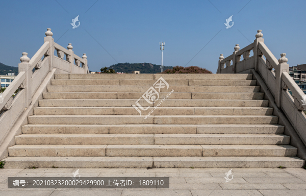 條石組成的臺(tái)階
