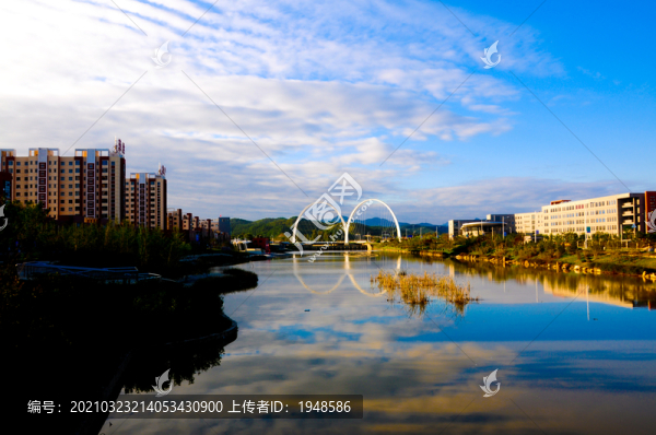 M橋