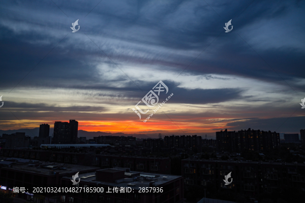 青龍盤天云