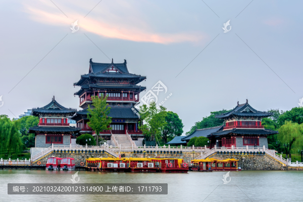 中國江蘇泰州鳳城河景區(qū)望海樓
