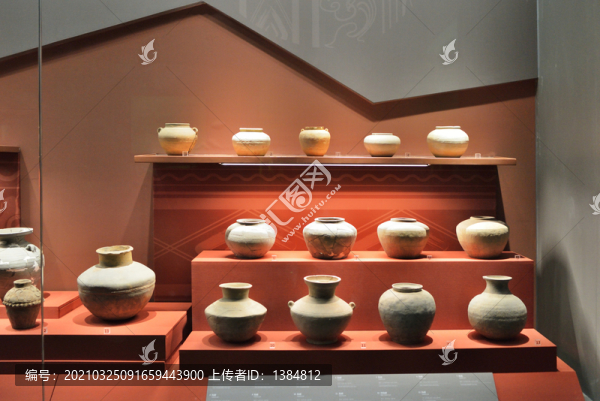 宜昌博物館陶器展廳