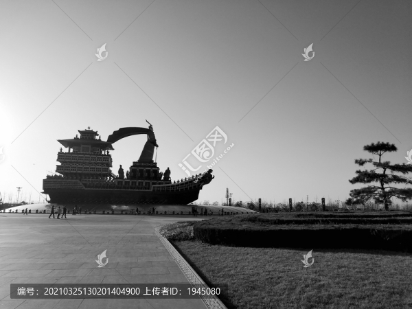 西安昆明池廣場(chǎng)