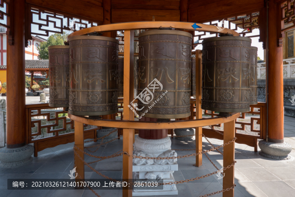 轉(zhuǎn)經(jīng)筒