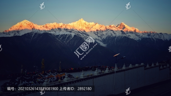 梅里雪山