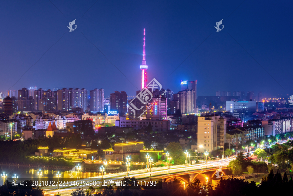 中國江蘇泰州電視塔夜景風光