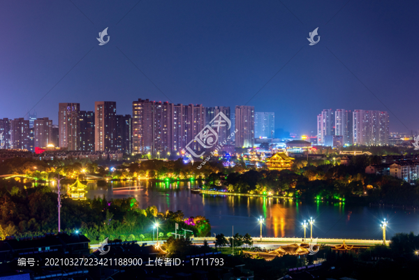 中國(guó)江蘇泰州鳳城河夜景風(fēng)光