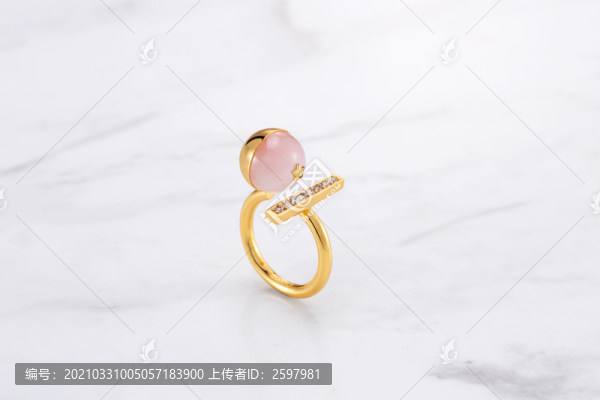 金耳墜