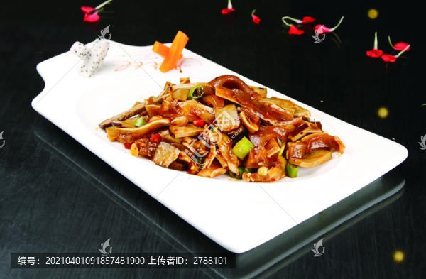 香干炒豬耳