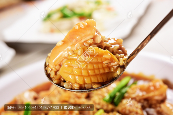 鮑魚燕麥燜雞