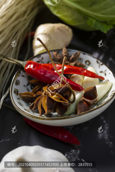 干辣椒菜粉條食材