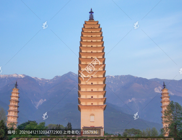 云南大理崇圣寺三塔