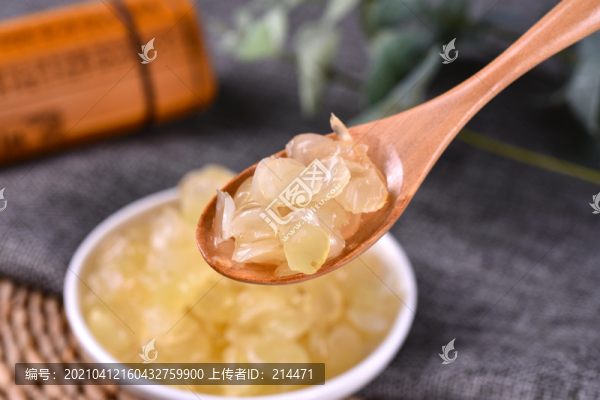 泡發(fā)好的皂角米特寫