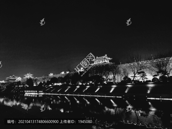 西安城墻夜景黑白照