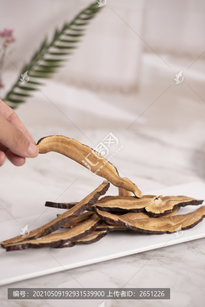 靈芝片
