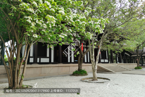 揚(yáng)州大明寺鑒真紀(jì)念堂