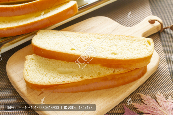 牛奶切片面包