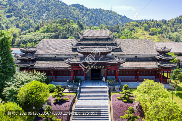 航拍通道轉(zhuǎn)兵紀(jì)念館