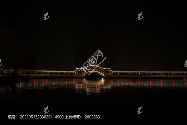 江蘇錦溪古鎮(zhèn)夜景廊橋