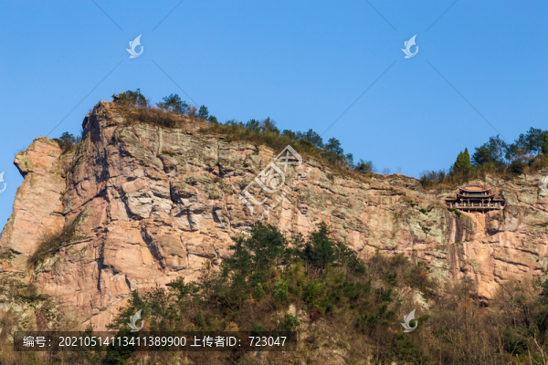 新昌穿巖十九峰