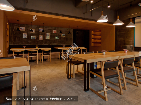 原木風(fēng)格西餐廳