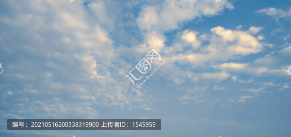 藍(lán)天白云