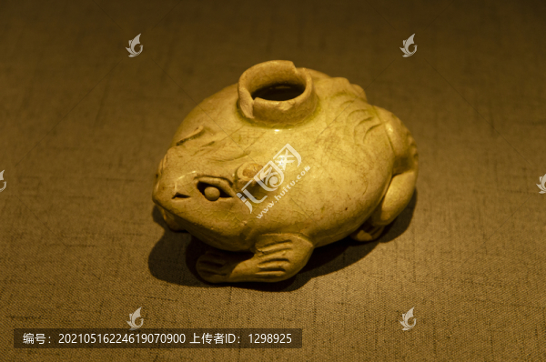 東晉越窯蛙形水盂