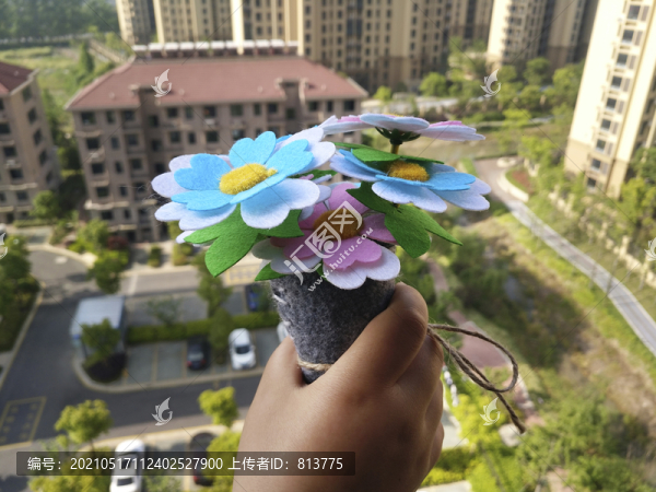 送你一朵小紅花