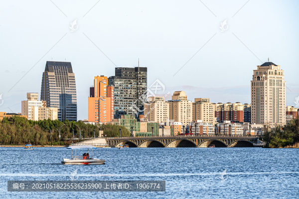 春季的中國長春南湖公園風(fēng)景